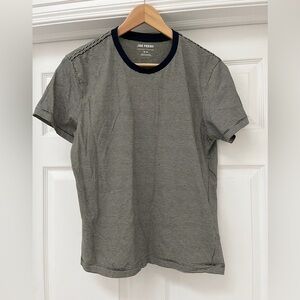 Joe Fresh cotton men’s medium T-shirt